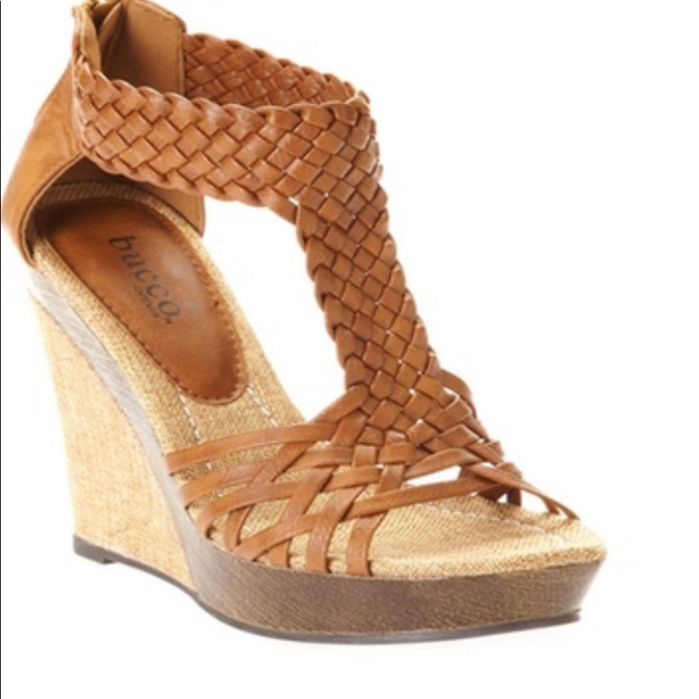 Bucco braided wedges. ❤️❤️❤️